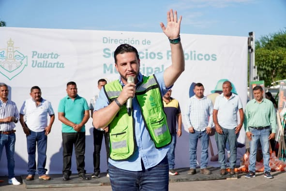 Entrega de equipo y Herramientas al personal de Servicios Públicos