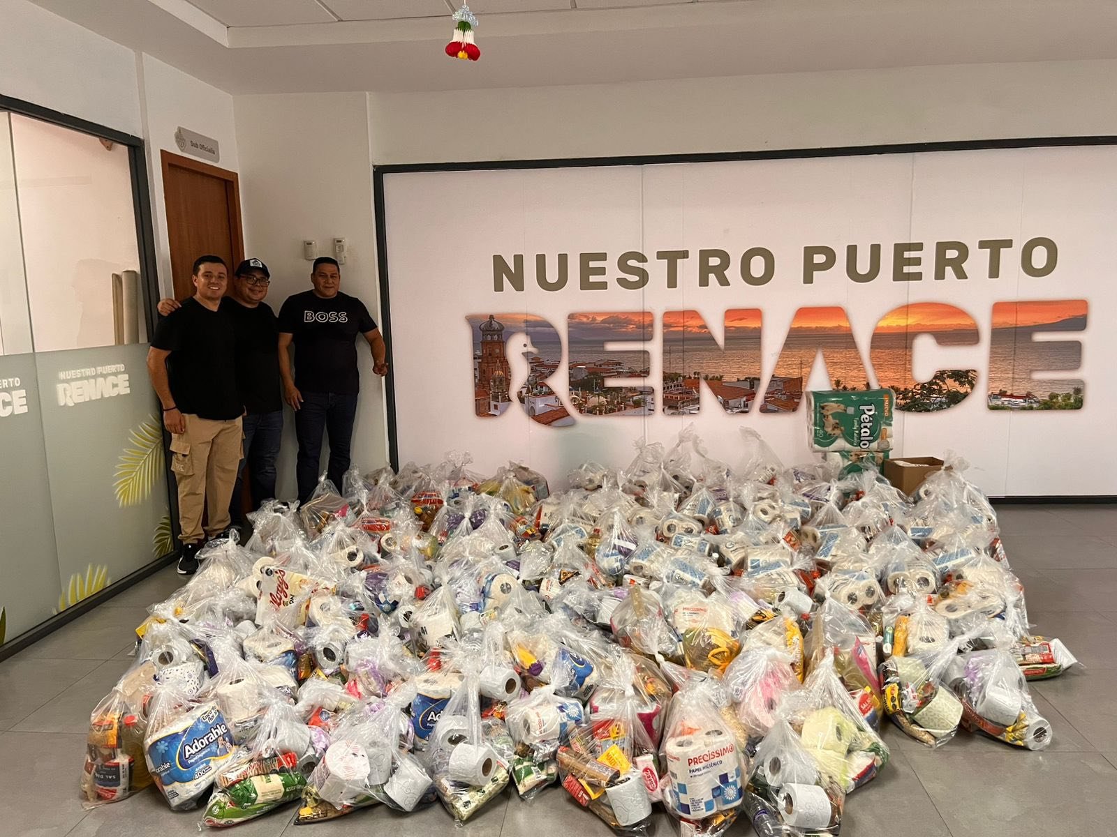 Más de 100 despensas a las zonas afectadas por las lluvias